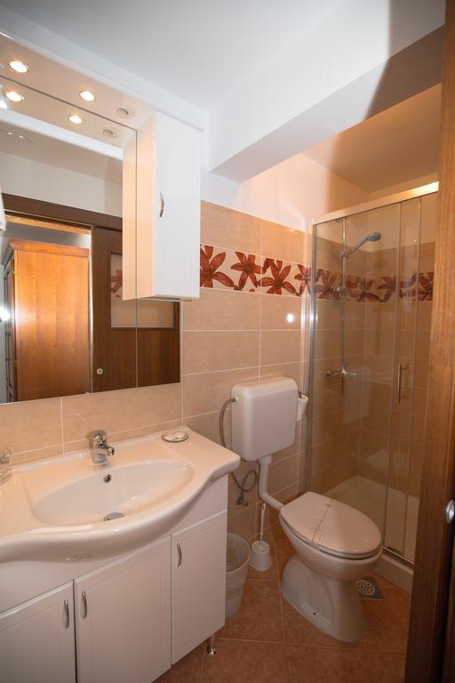 Apartment La Roza Funtana Exterior foto